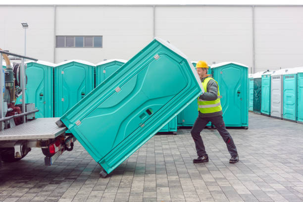 Types of Portable Toilets We Offer in Dallas, TX